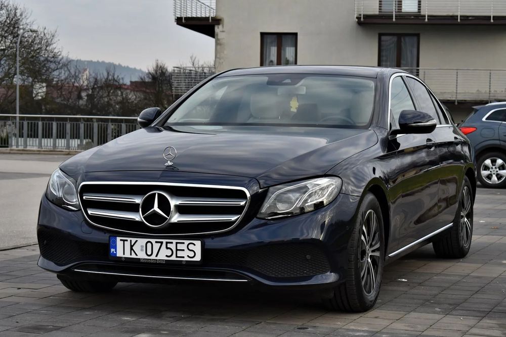 Mercedes-Benz Klasa E przeb. 130 tyś - bezwypadkowy - osoba prywatna -9G-TRONIC