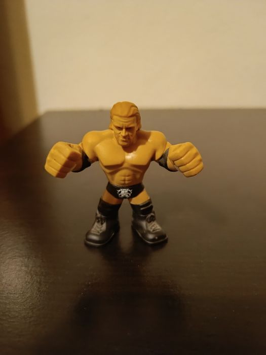 Figuras de ação da WWE - Brock Lesnar e Triple H (portes grátis)