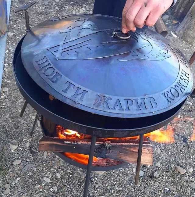 Сковорода з диска борони 40см з кришкою та чохлом. лопатка у подарунок