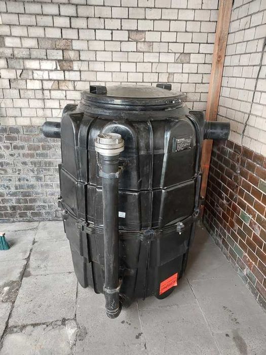 Sprzedam używany separator tłuszczu do barów, restauracji.