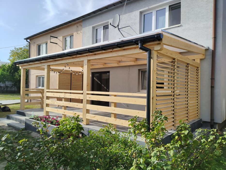 Konstrukcje drewniane tarasy zadaszenia altany pergole wiaty schody