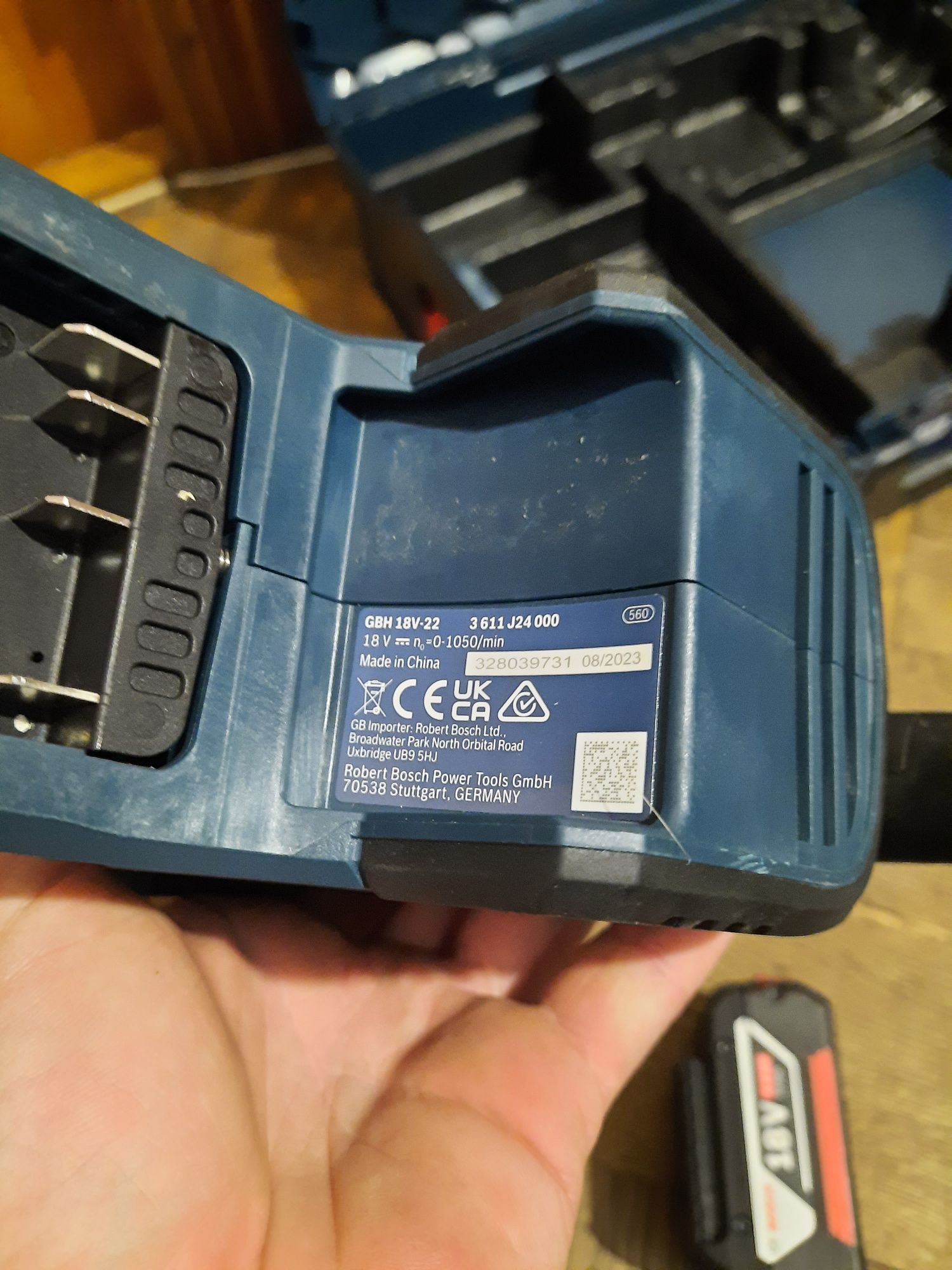 Як новий!!Безщітковий перфоратор Bosch GBH 18V-22+2акб+з/у+кейс