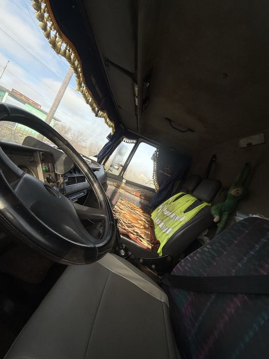 Mercedes 814 1996 4.3 турбодизель