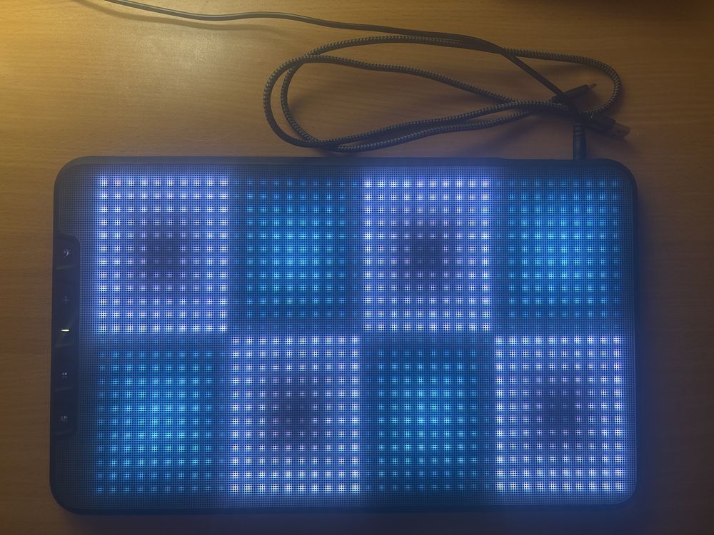 MIDI-MPE клавіатура Embodme Erae Touch