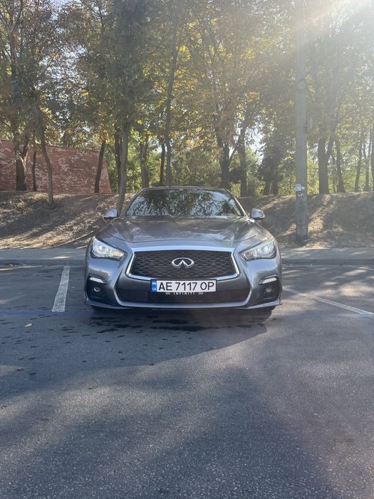 Infiniti Q50 Hybrid