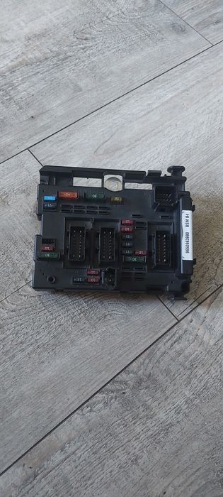 Moduł  BSM B4 peugeot 307 .