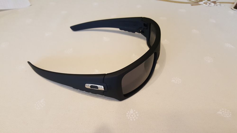 Okulary przeciwsłoneczne OAKLEY