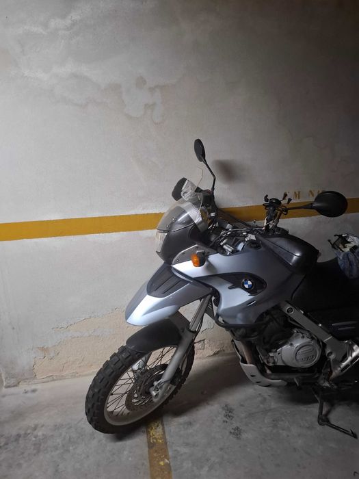 BMW F650, 2007, Suspensão preparada.