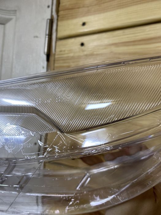 Стекло на фару Mazda 6 GG GG1 (2002-2007), стекла фар Мазда 6, топ!