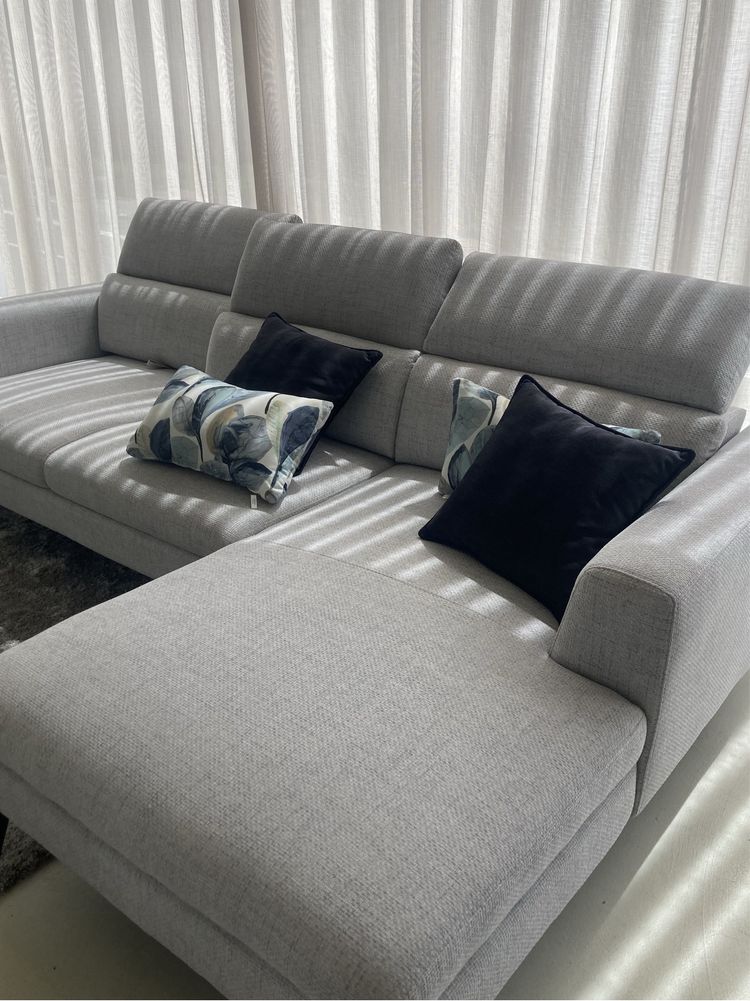 Sofa com chaise long