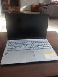 Sprzedam laptopa ASUS Vivobook jak nowy!