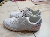 Buty sportowe tenisówki Snickersy rozm.35