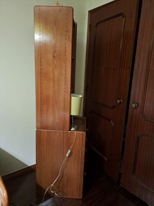 Movel madeira estante com gavetas Cerne