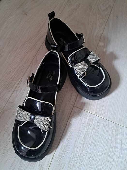 Взуття дитяче дівчаче