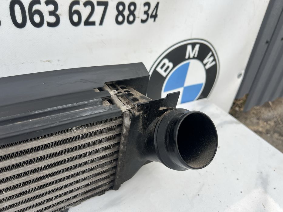 Інтеркулер bmw f30 радіатор охолодження повітря