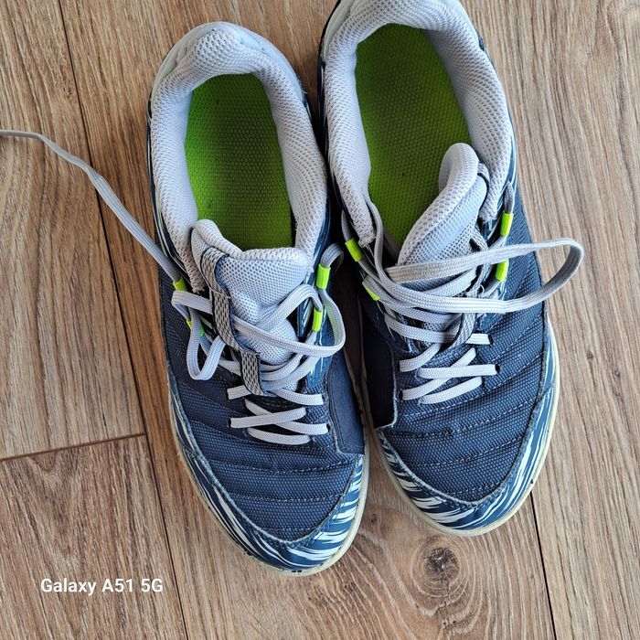 Buty sportowe halówki dla chłopca rozmiar 37 kipsta