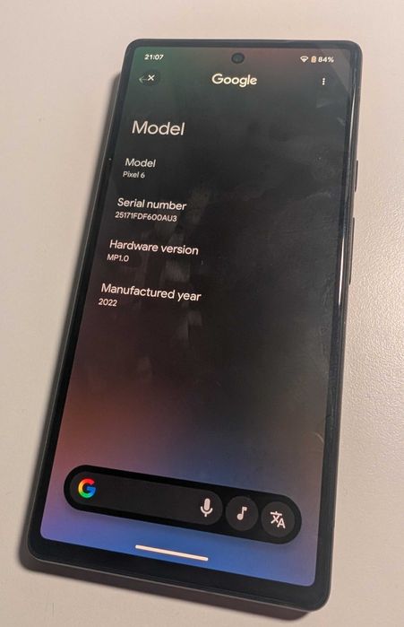 Google Pixel 6 | Android 16 | + etui Spigen.