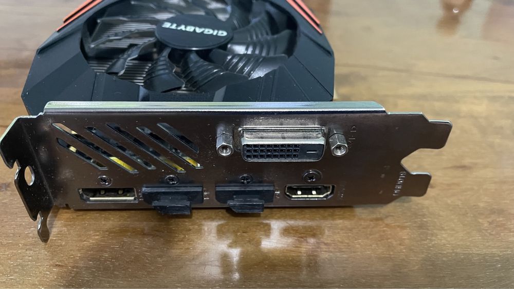 Видеокарта Gigabyte Nvidia GeForce GTX 1070 Gaming