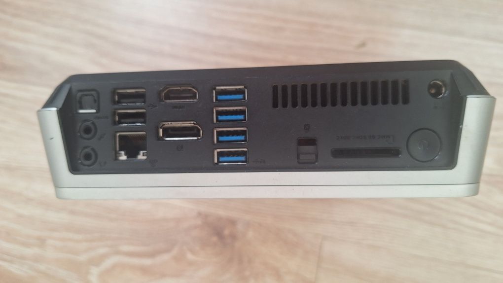 Komputer Asus VivoPC VM42
