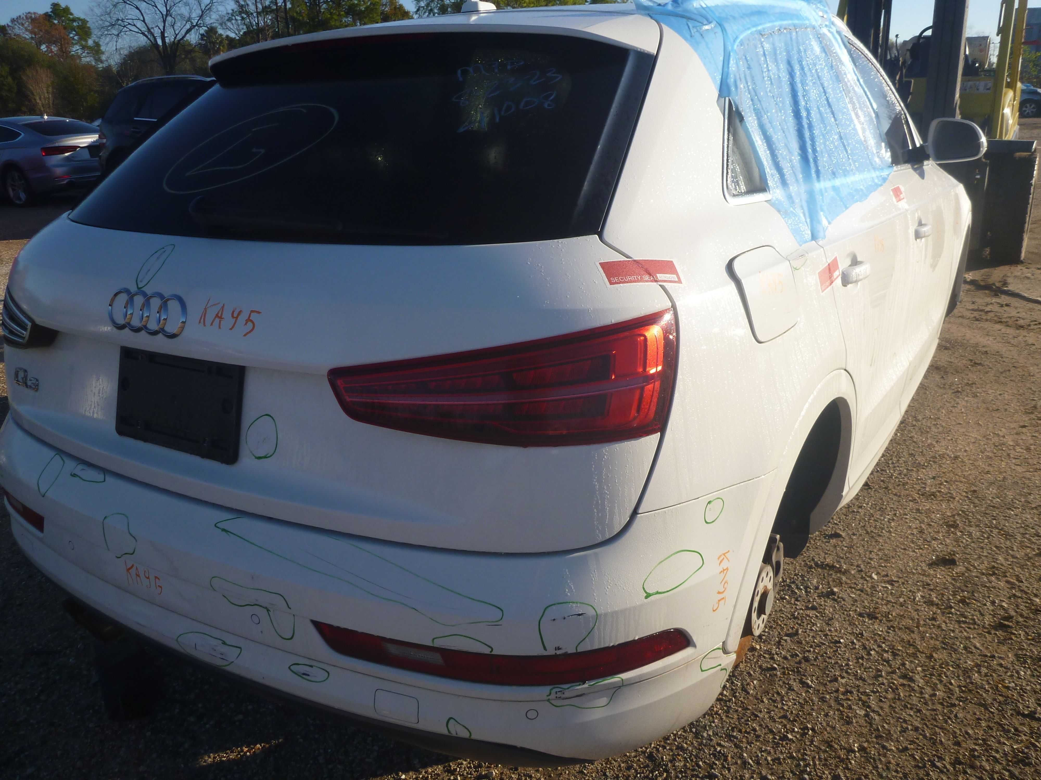 Разборка Ауді кью3 (бампер,акпп, двигатель) ШРОТ. Запчастини Audi q3