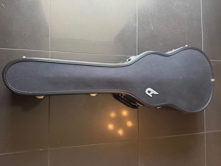 Duesenberg Starplayer TV Plus (Piezo) Black