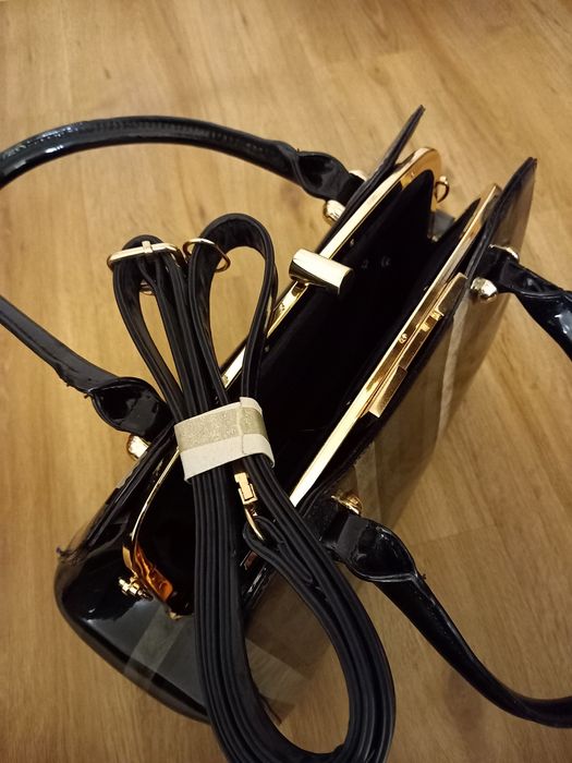 Mala de senhora nova (sem etiqueta)