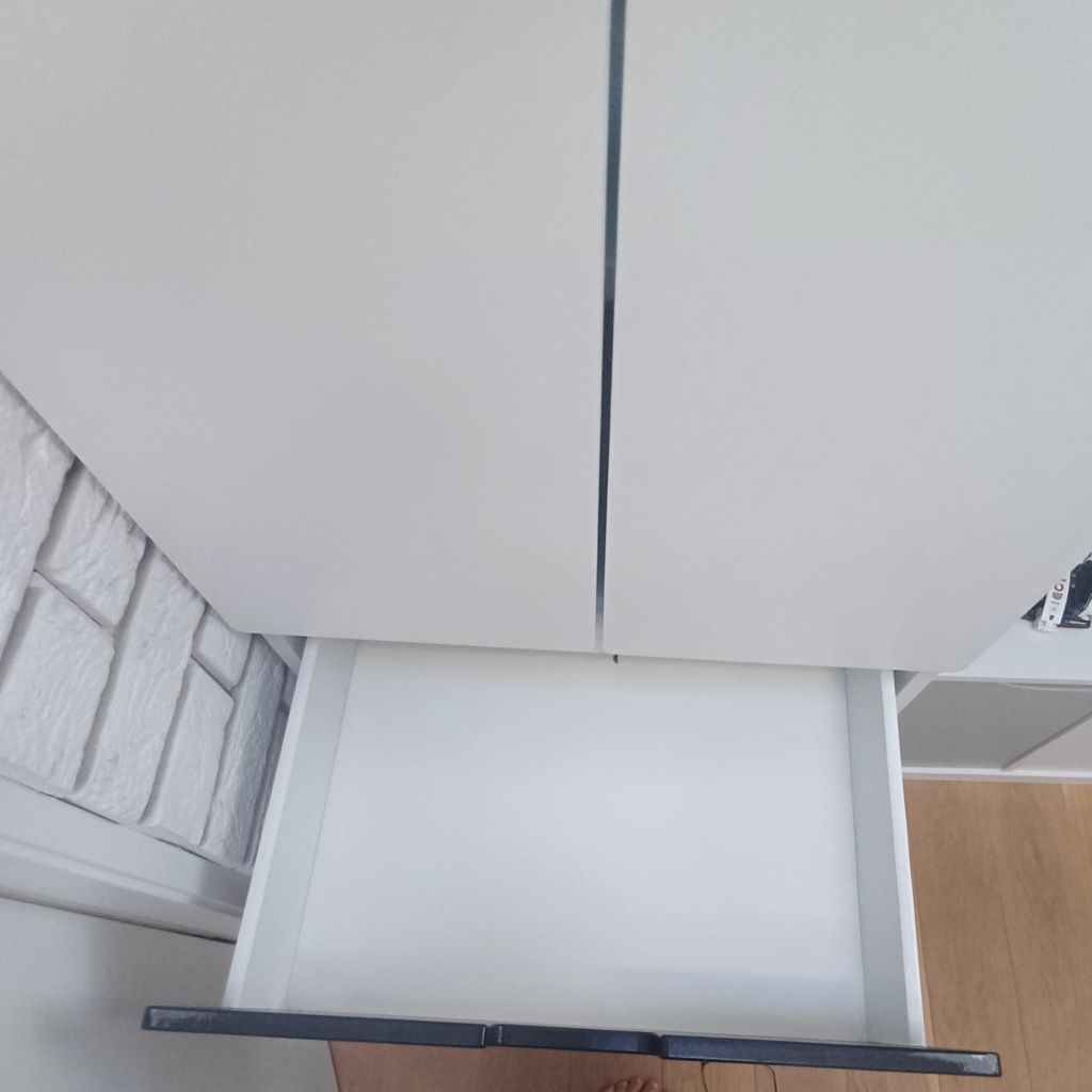 Szafa stava z Ikea
