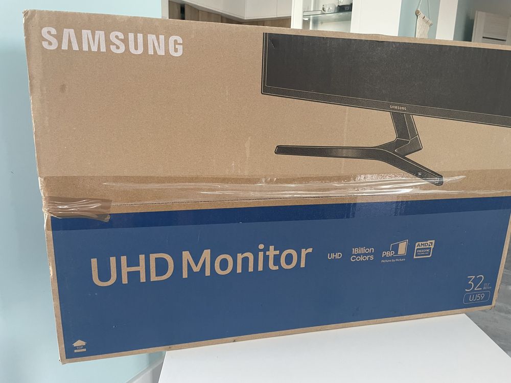 Monitor Samsung 4k 32” UJ59 (U32J590UQU) w świetnym stanie