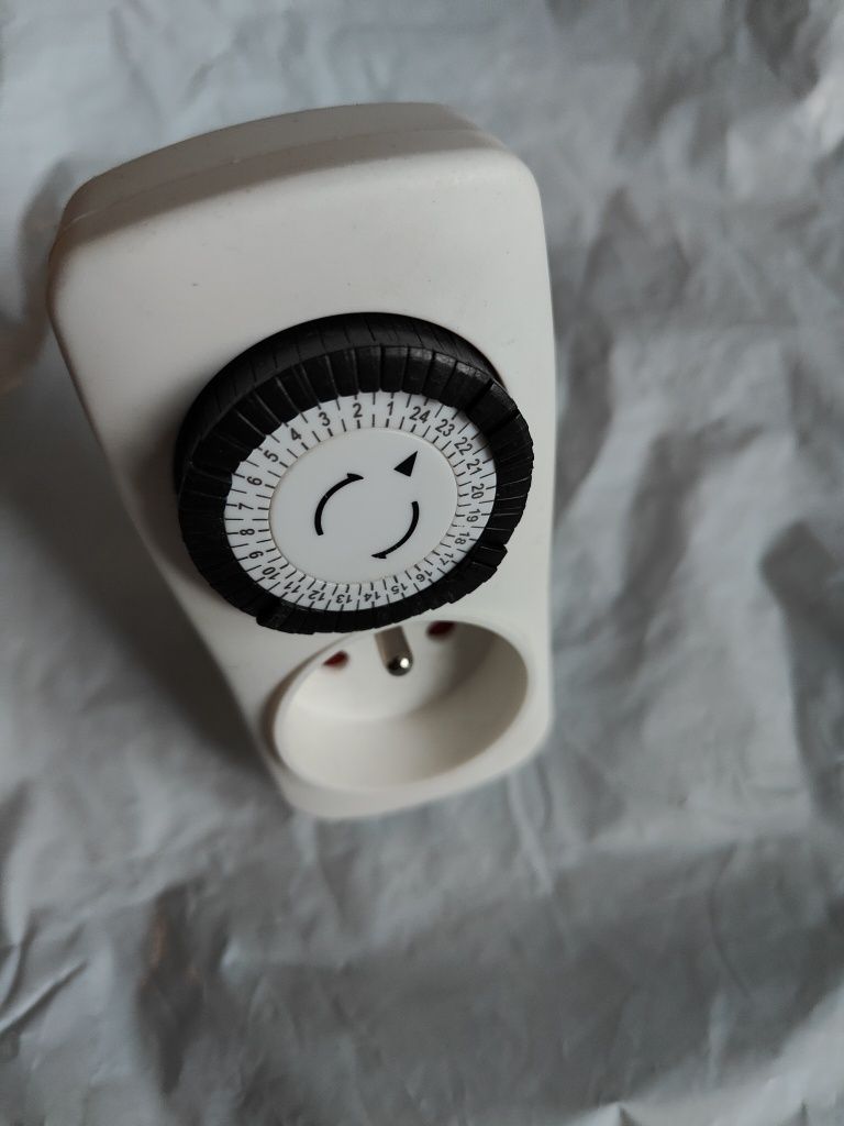 Wyłącznik czasowy czasówka czasowyłącznik timer