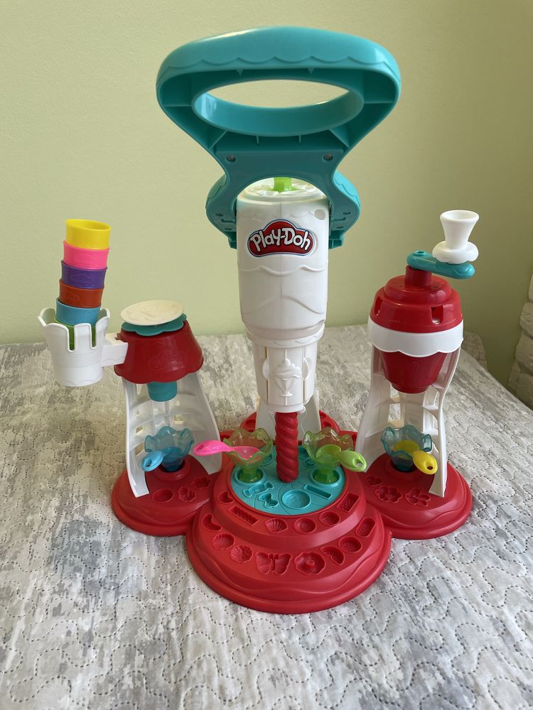 Набір для творчості Play-Doh Морозиво оригінал