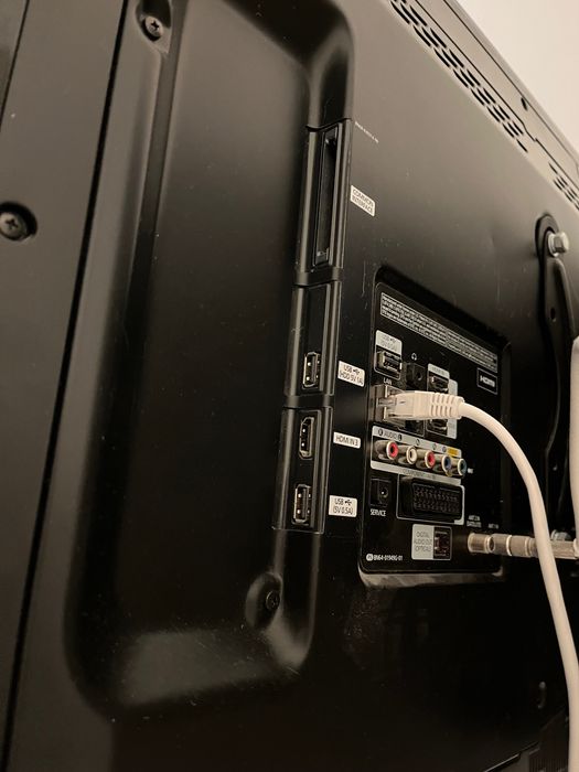 Телевізор Samsung UE40ES6307 Смарт Hub TV