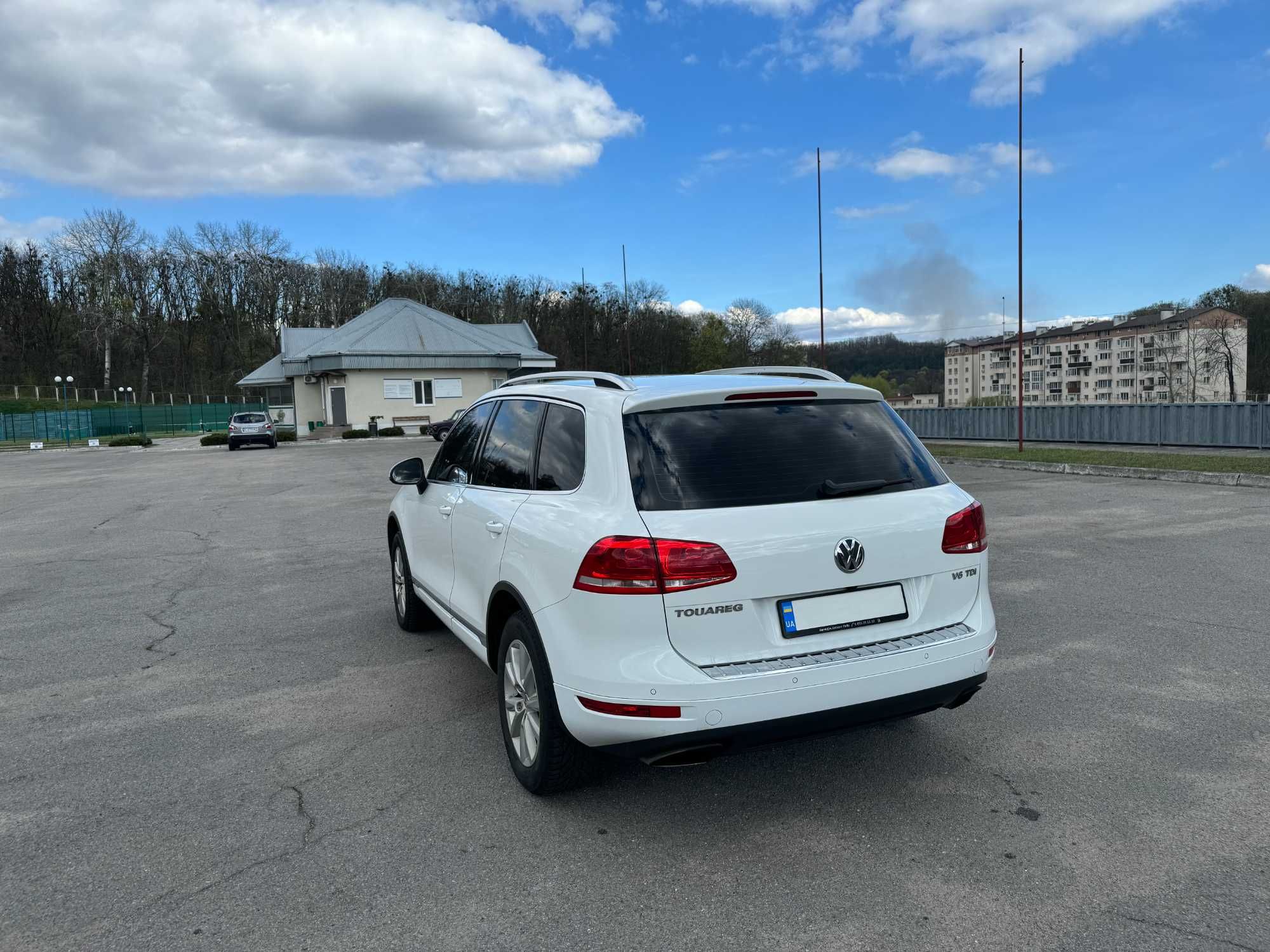 VW Touareg 3.0 tdi - Official