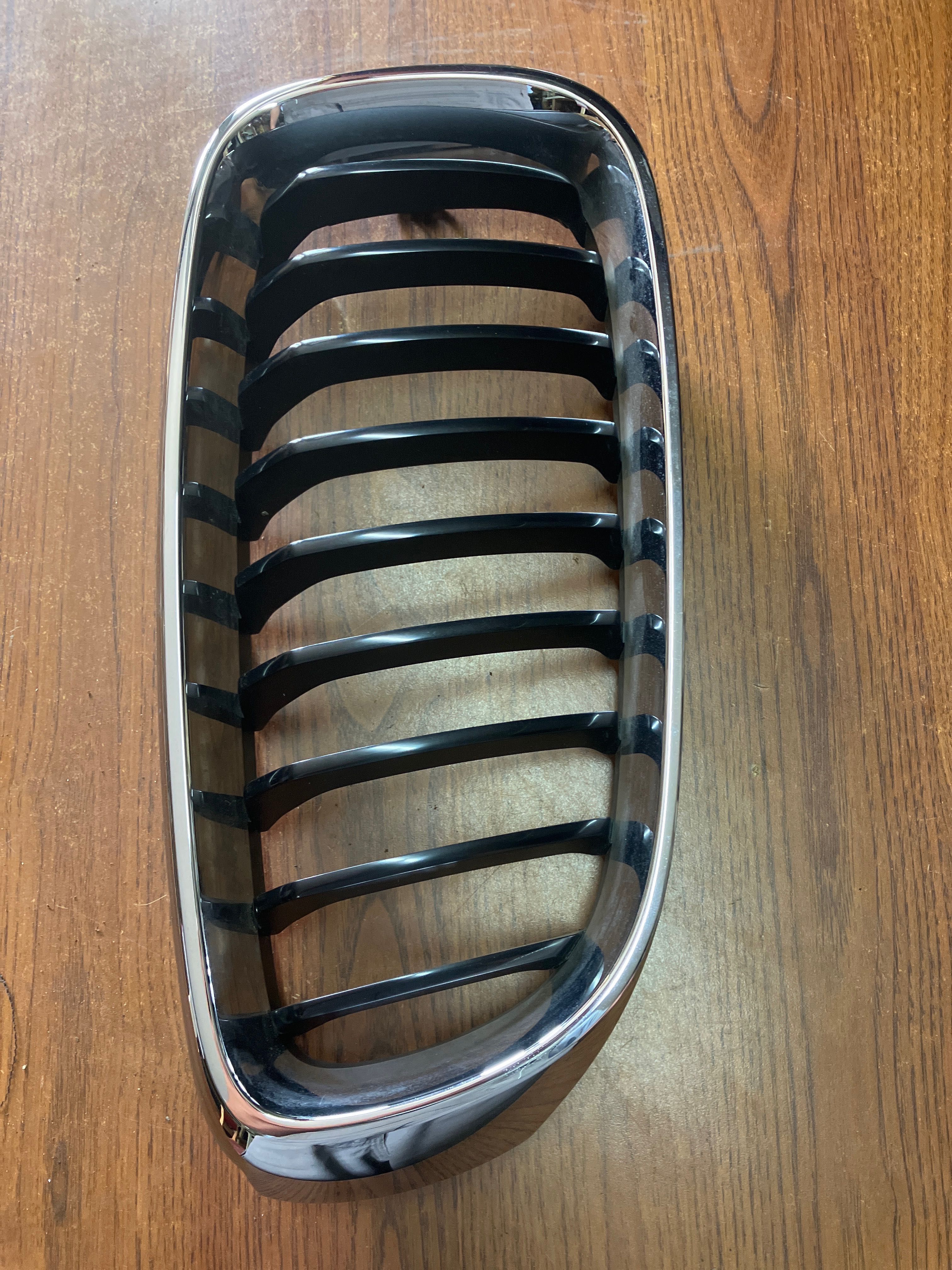 BMW F34 - nerki grill