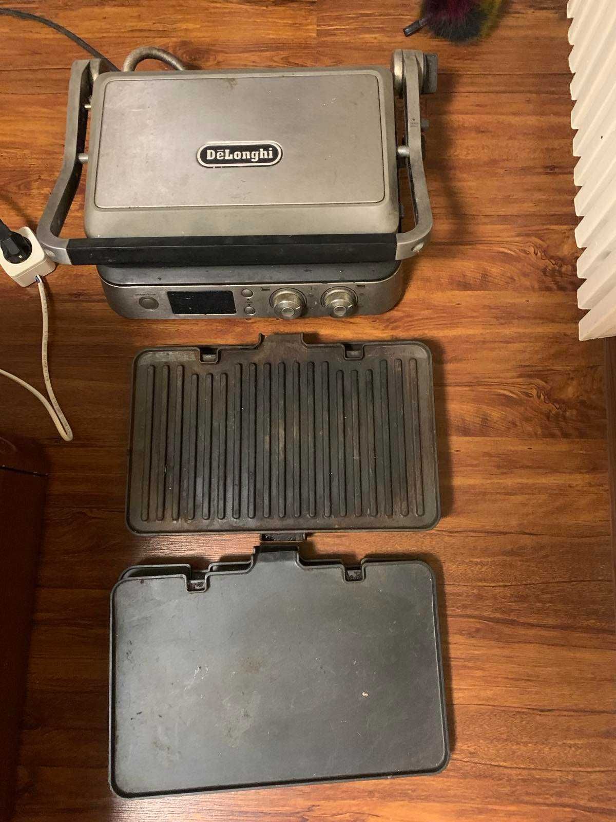 Гриль-вафельниця DeLonghi CGH 1030D