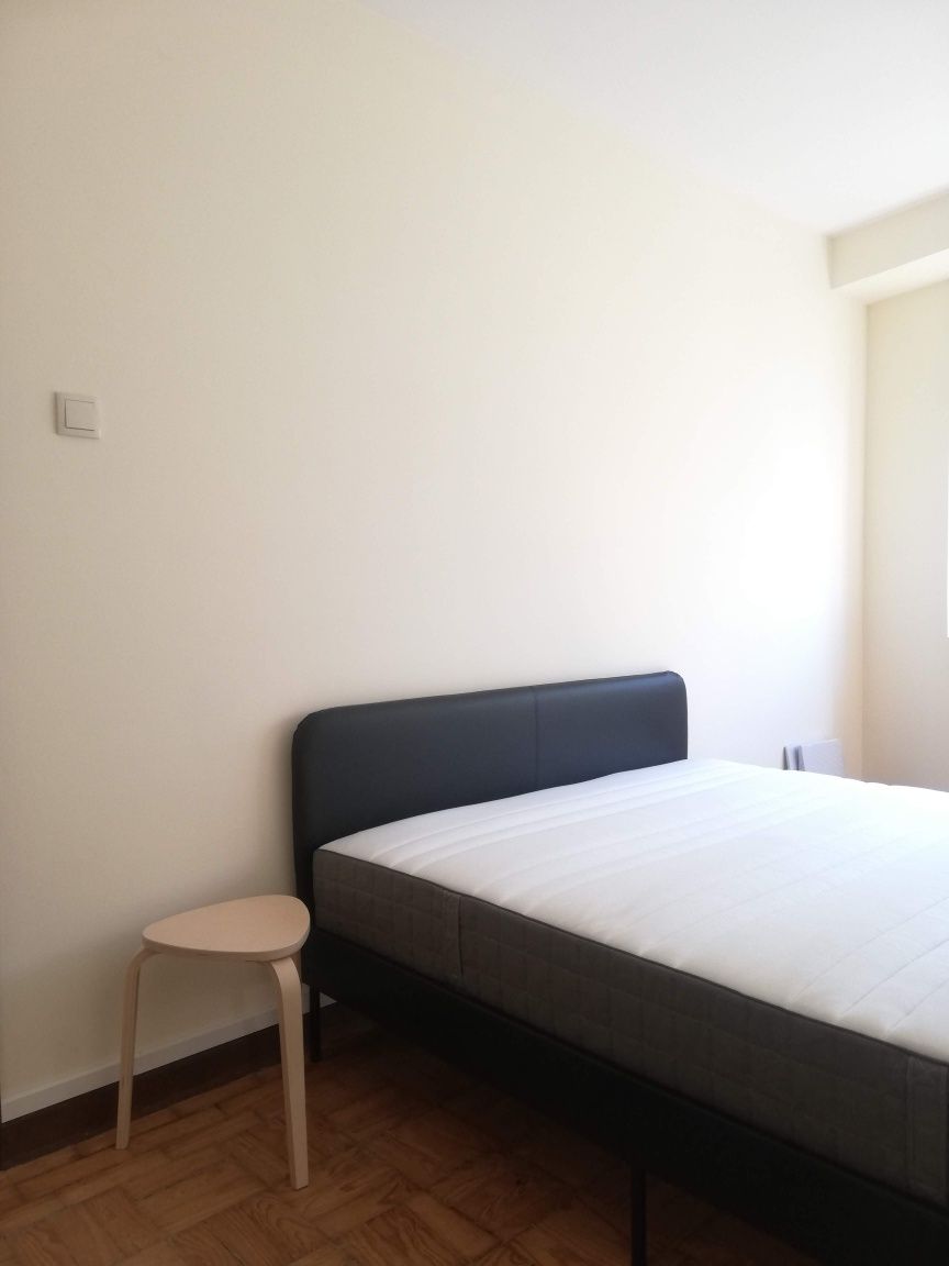 Cama de casal 160×200 com colchão incluído