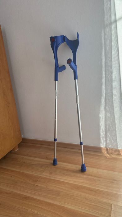 Продам милиці нові!