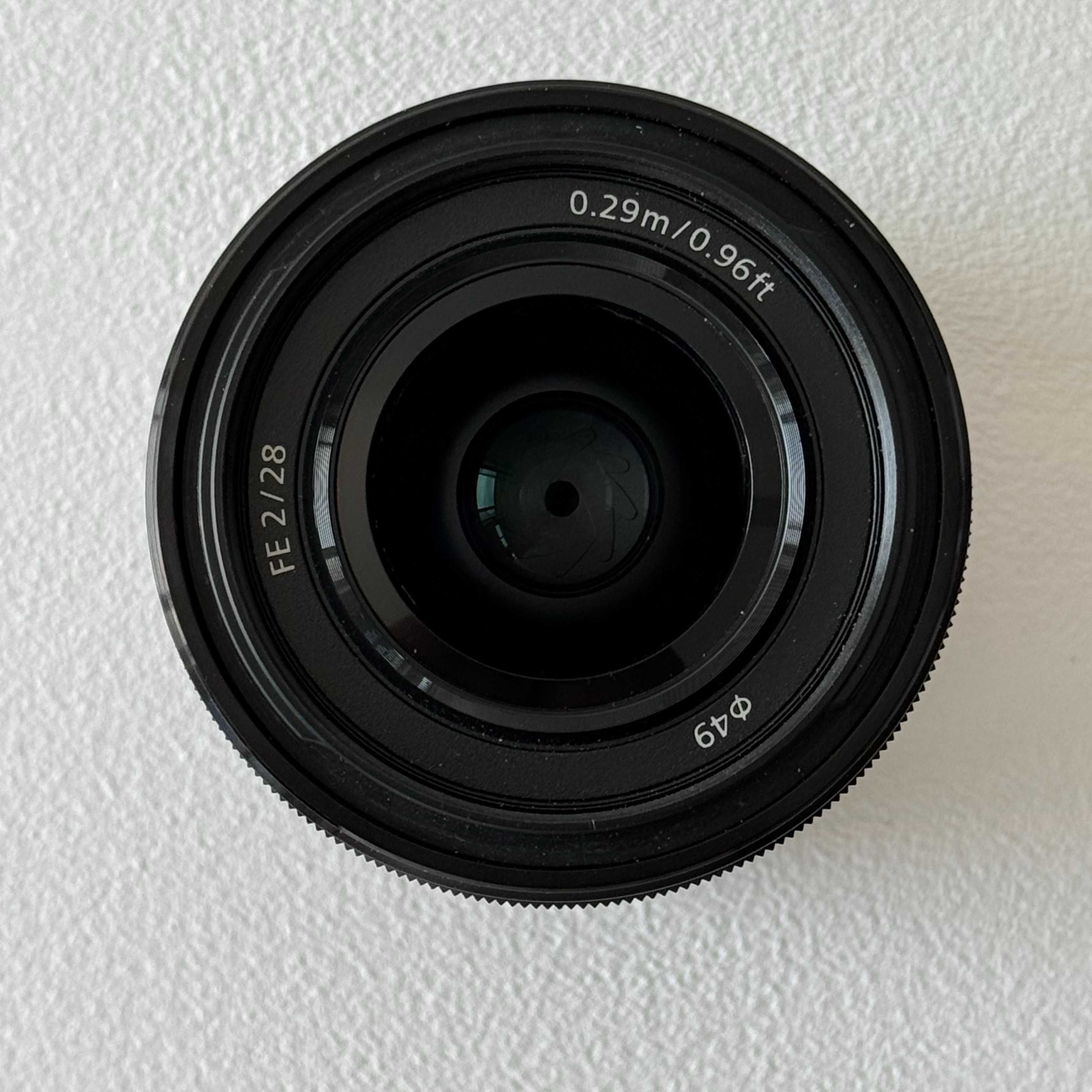 SONY FE 28MM F2 Lens