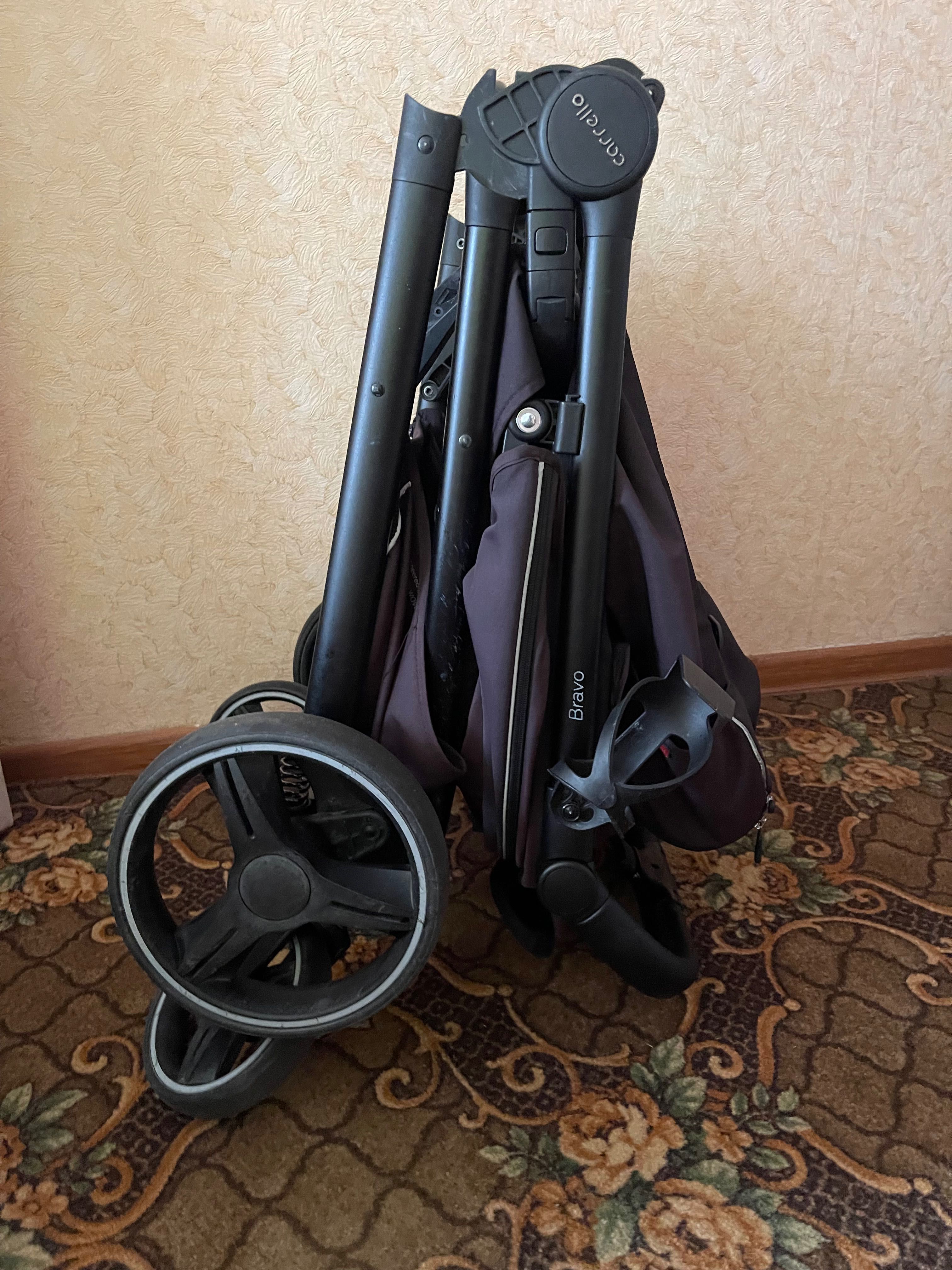 Прогулянкова коляска Carrello Bravo 2024