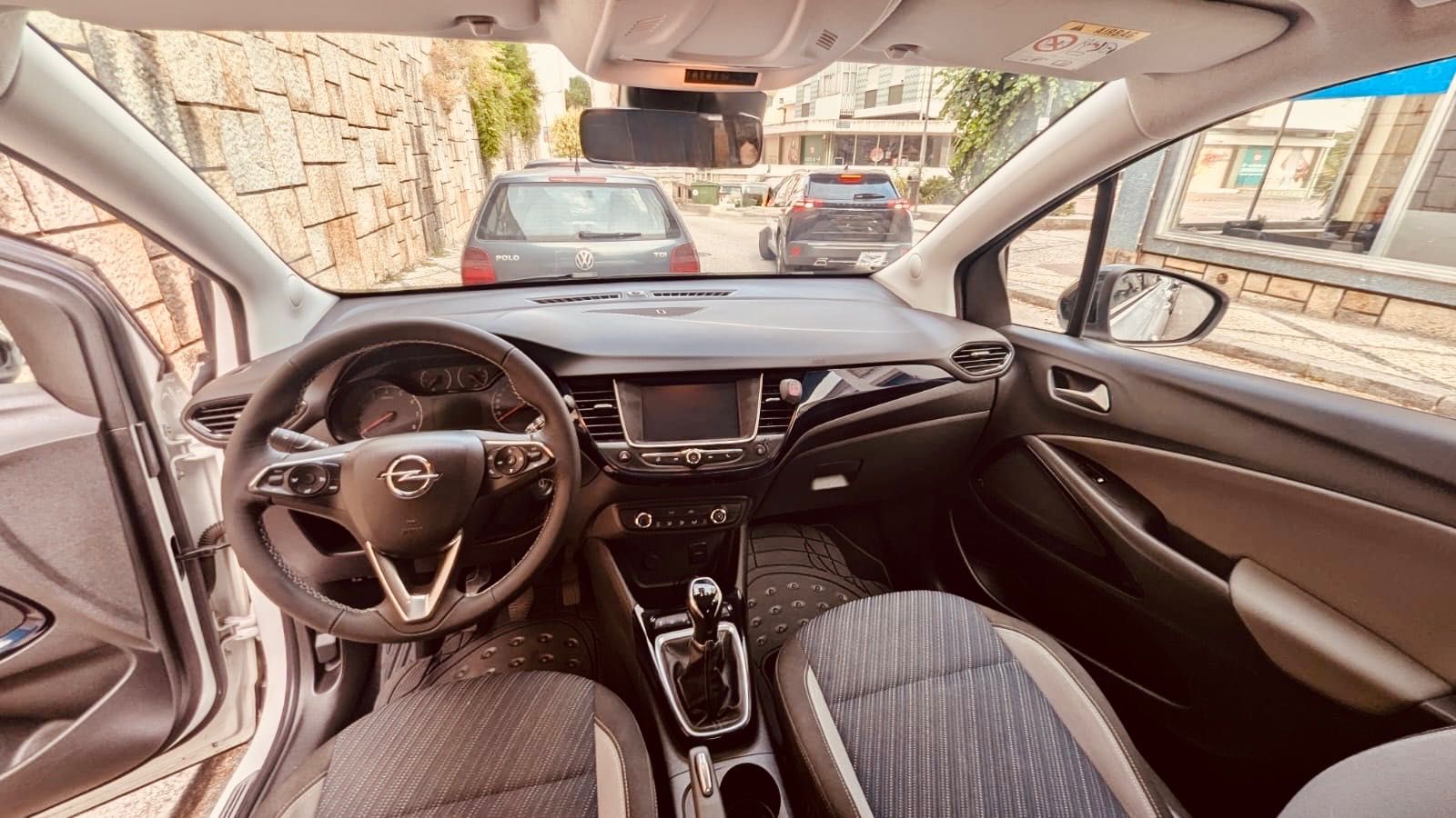 Opel Crossland 1.2 120 Anos – 2019 | Gasolina | 59.000 km | Impecável