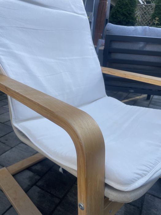 Fotel ikea kremowy  bujany