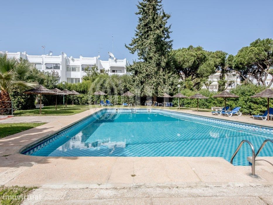 Apartamento T1 com varanda em Vilamoura