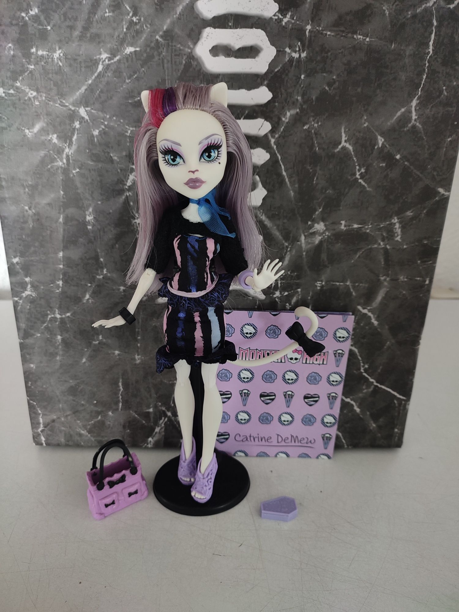 Monster high Catrine Demew New Scaremester