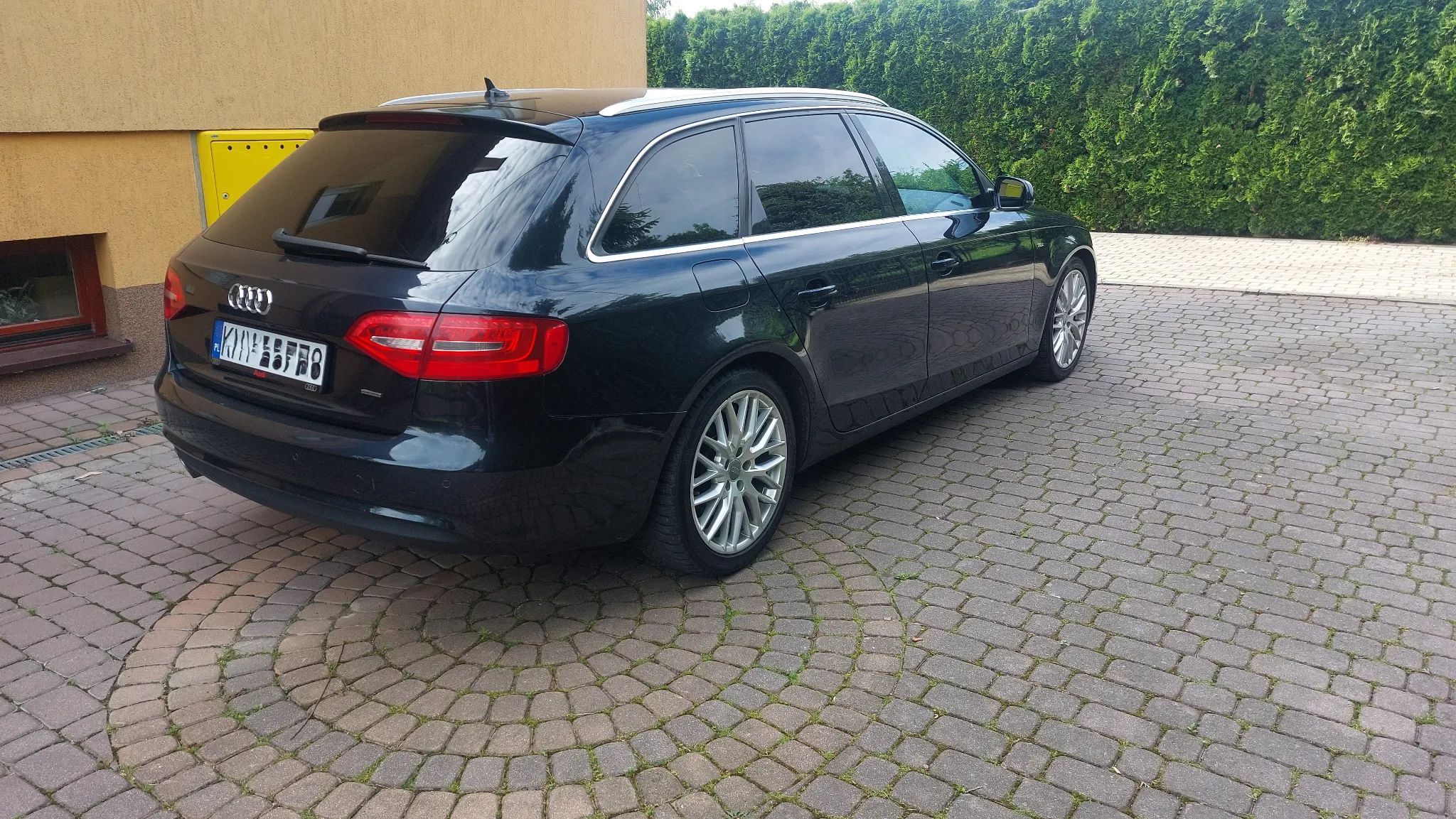 Audi A4 Audi A4 B8 Avant S-Line 2.0TDI 177KM Quattro S-Tronic 2014r