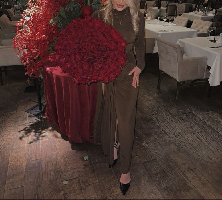 Сукня колір шоколад