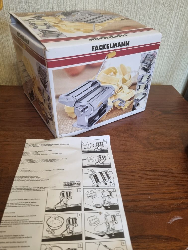 Лапшерезка ручная Fackelmann.