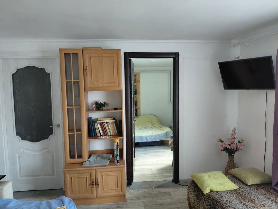 Дім у Звягелі район автовокзалу, з мангалом, зручностями