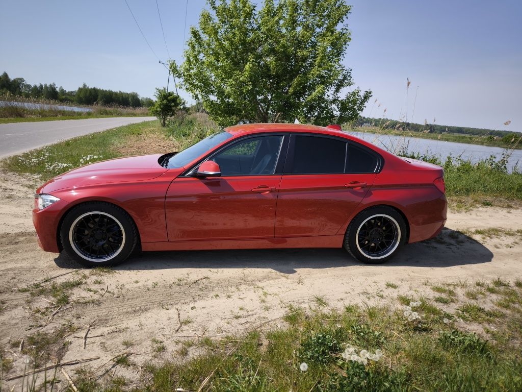 Ciekawe BMW F30 320d. Możliwa zamiana.