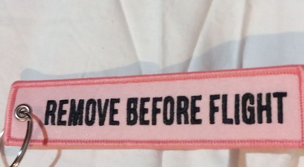 брелок ремувка Remove Before Flight отличное качество новый