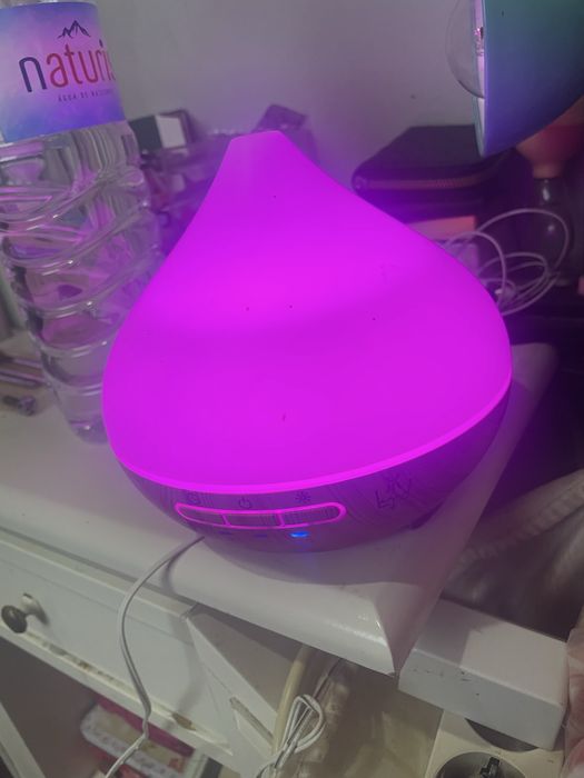 Aroma diffuser .