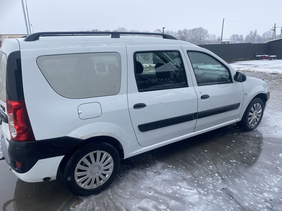 ПАСАЖИР 5 місний Daciy logan mcw 2008 1,6 газ на повному ходу свіжа